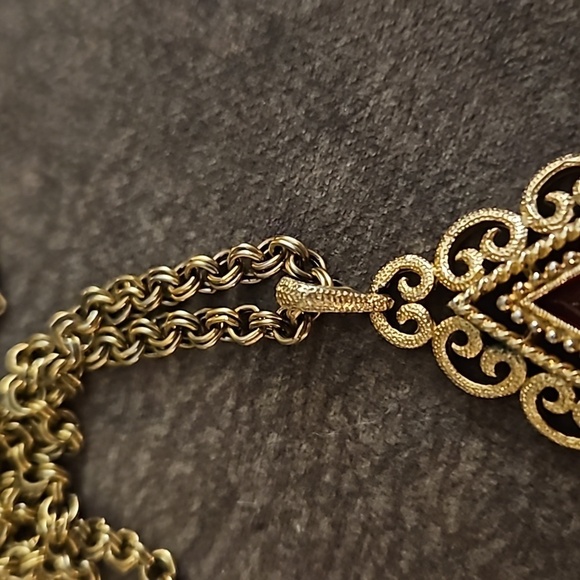 VTG Avon 1973 Granada Double Chain Victorian Crystal Teardrop Pendant Necklace - Picture 6 of 7